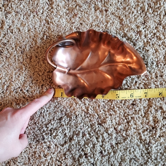 Metal Leaf. The sticker says its solid copper. - Picture 7 of 8